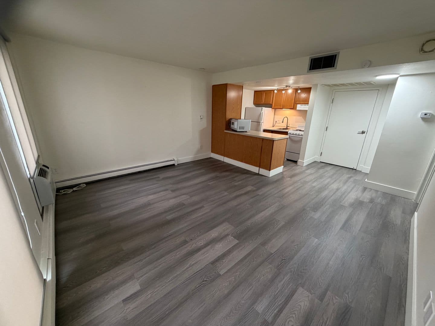 Milwaukee Apartment: 7290 W Dean Rd
