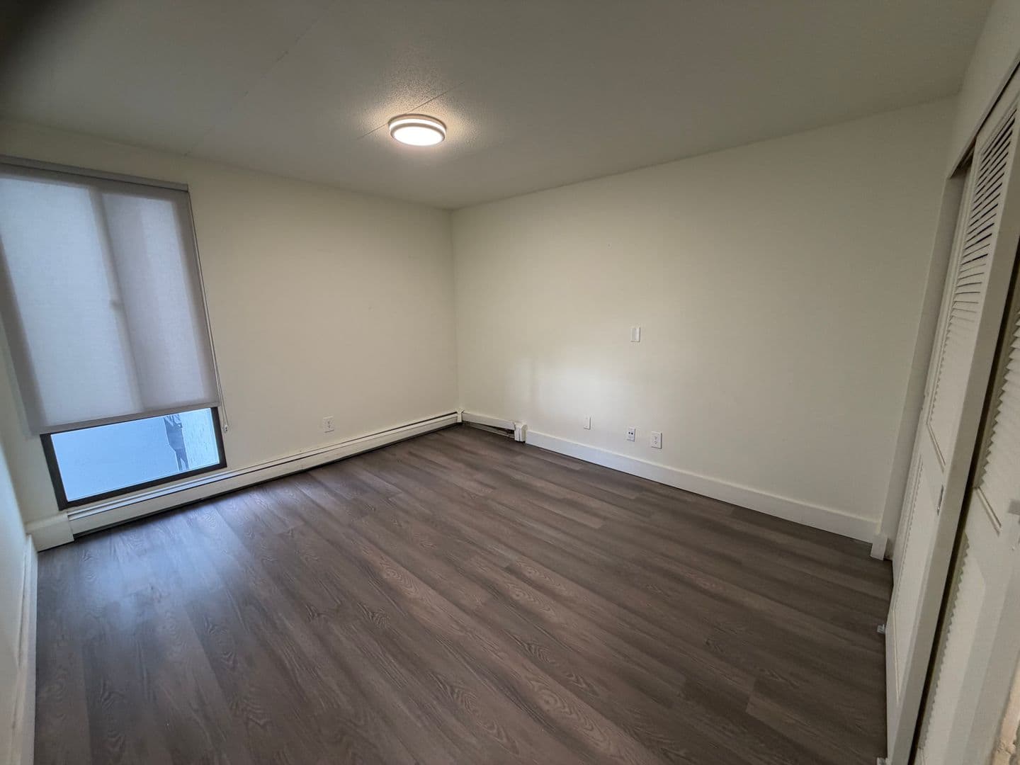 Milwaukee Apartment: 7290 W Dean Rd