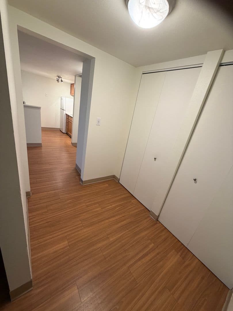 Milwaukee Apartment: 7300 W Dean Rd