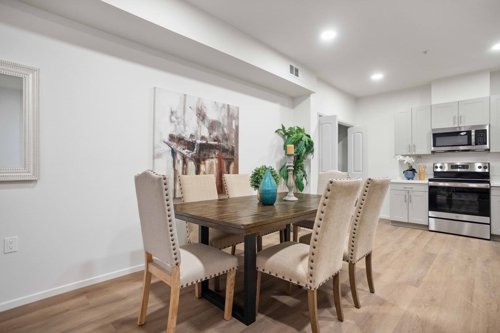 Covina Apartment: 21332 E. Arrow Hwy
