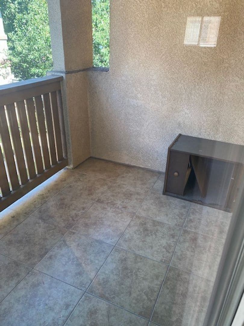 Covina Apartment: 501-521 N Lark Ellen Ave