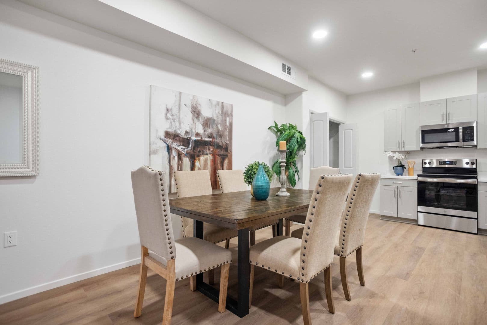 Covina Apartment: 21332 E. Arrow Hwy