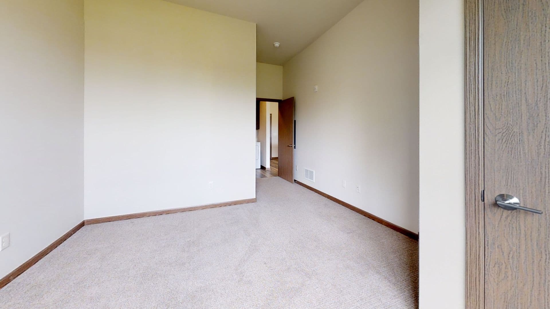 Germantown Apartment: N115 W16090 Saxony Village Boulevard