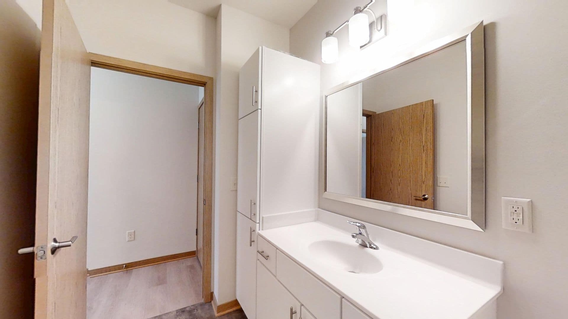 Menomonee Falls Apartment: N88 W15000 Main Street