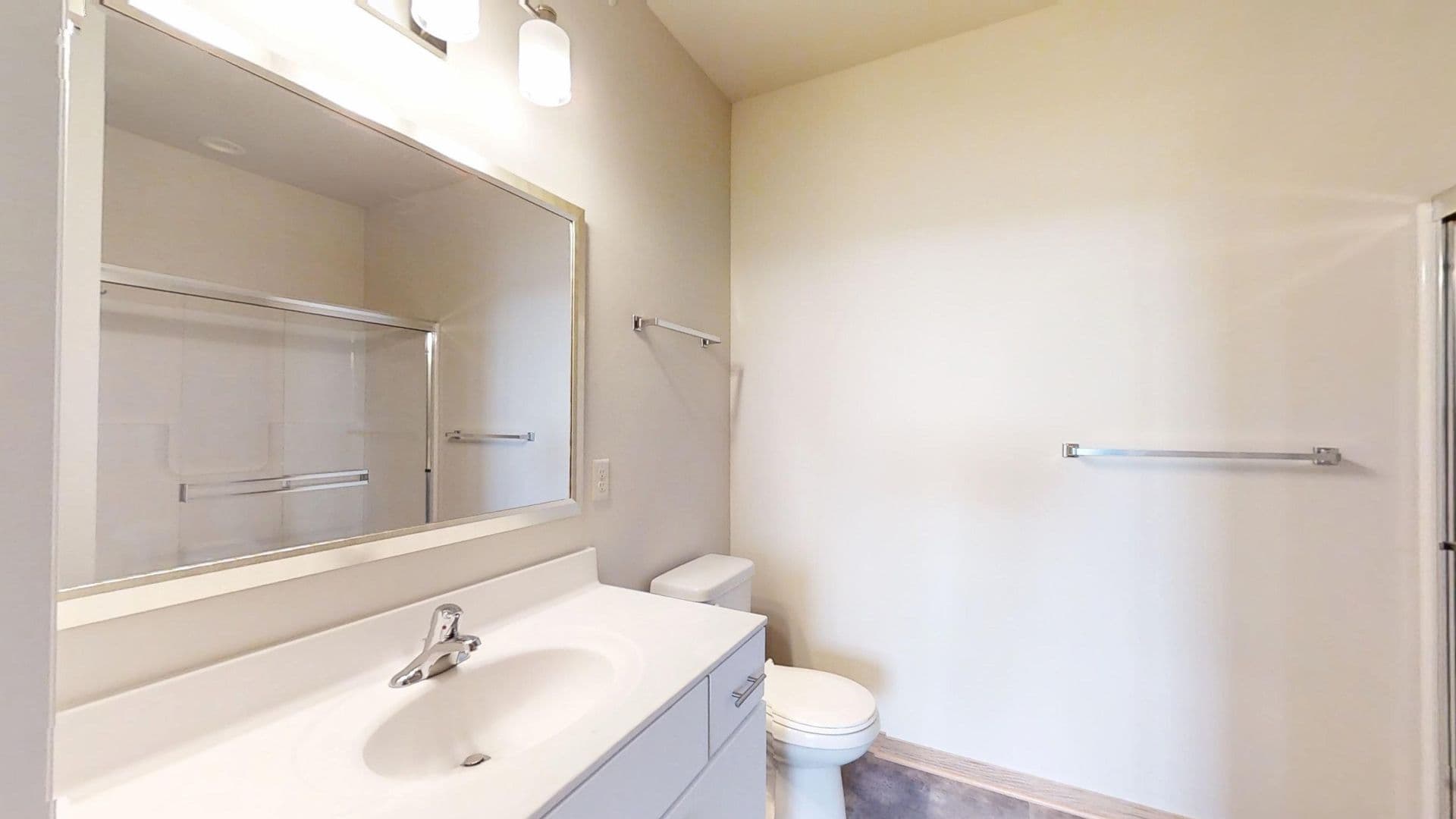 Menomonee Falls Apartment: N88 W15092 Main Street