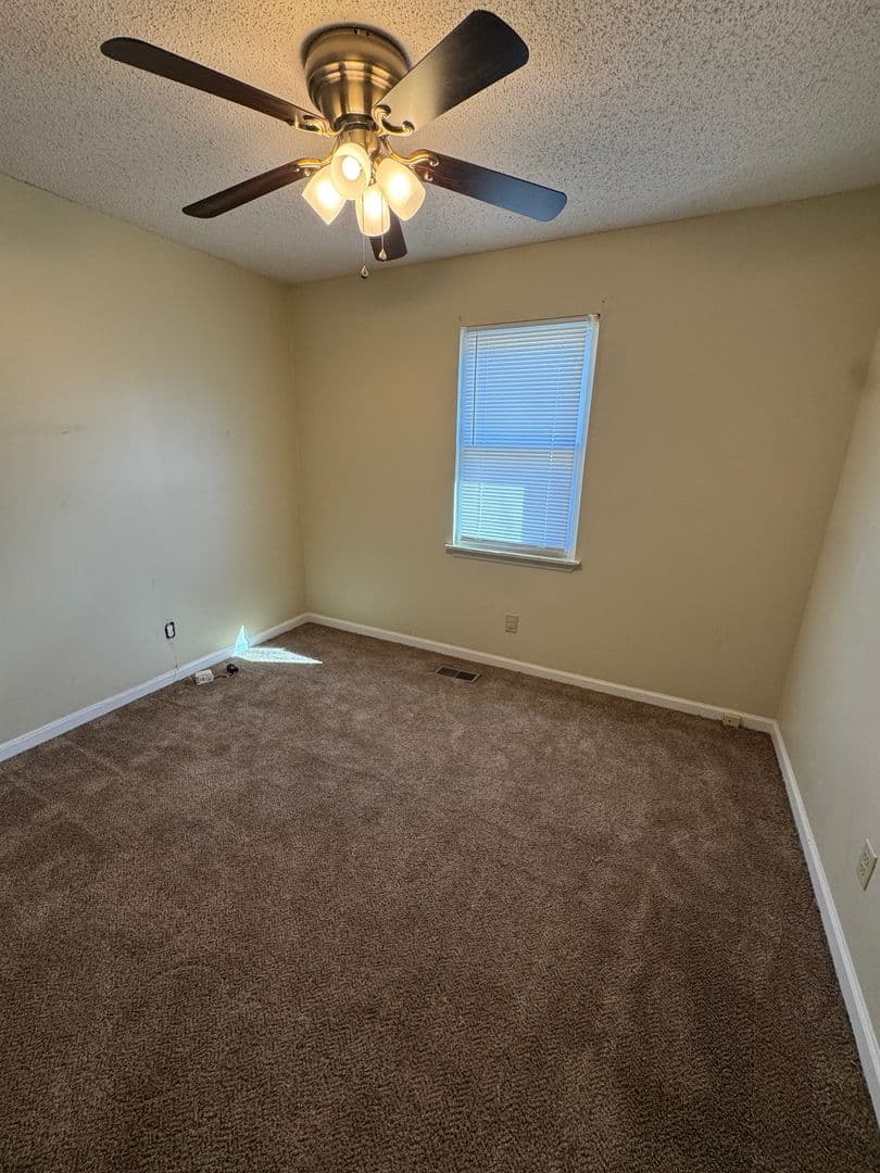 Anniston House: 37 Ty Drive