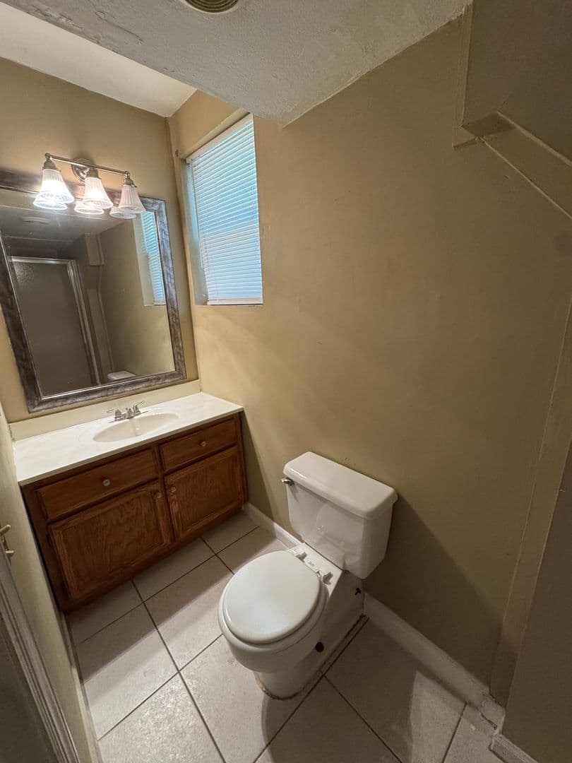 Anniston House: 37 Ty Drive