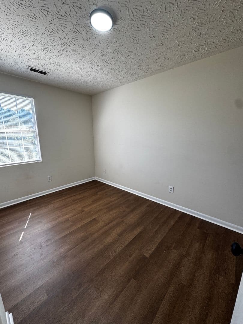 Jacksonville Apartment: 7030 Alexandria/Jacksonville Highway