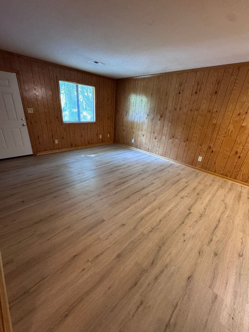 Jacksonville Apartment: 843 Lonely Pines Road