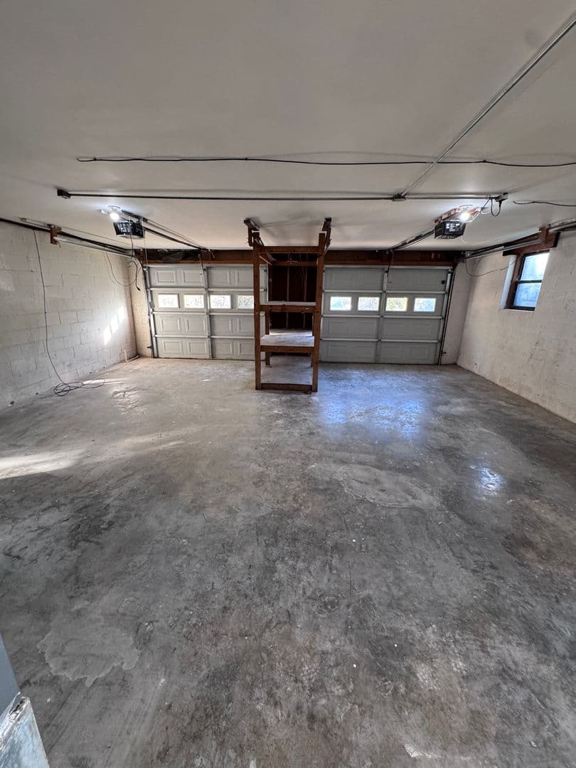 Jacksonville House: 800 14th Avenue, NE -