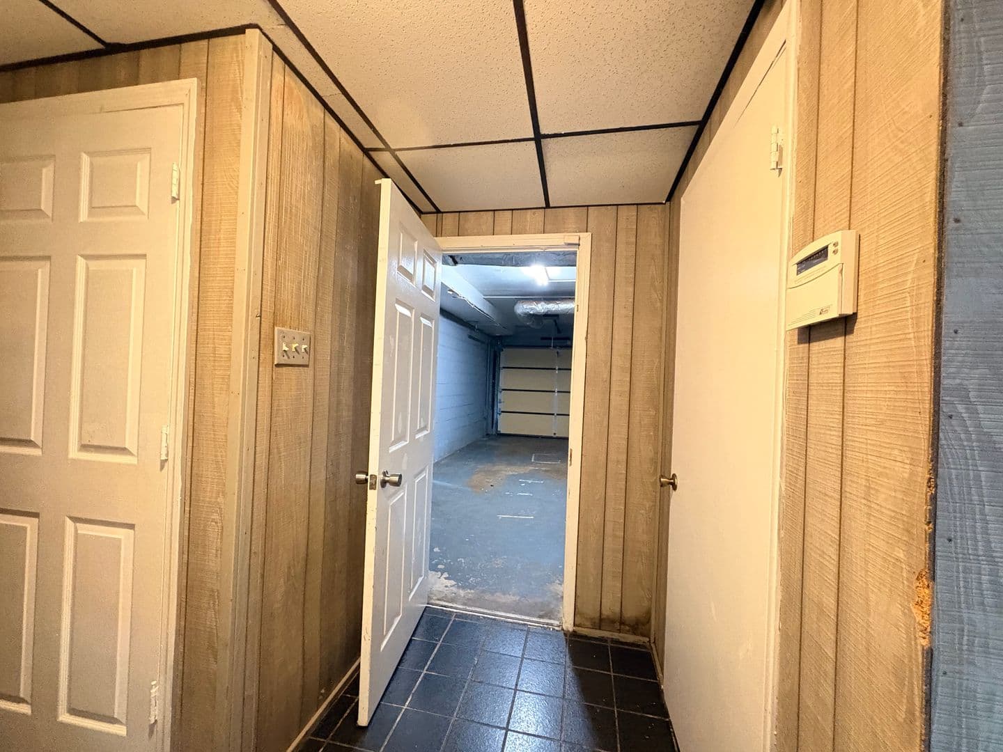 Oxford House: 901 Locke Drive
