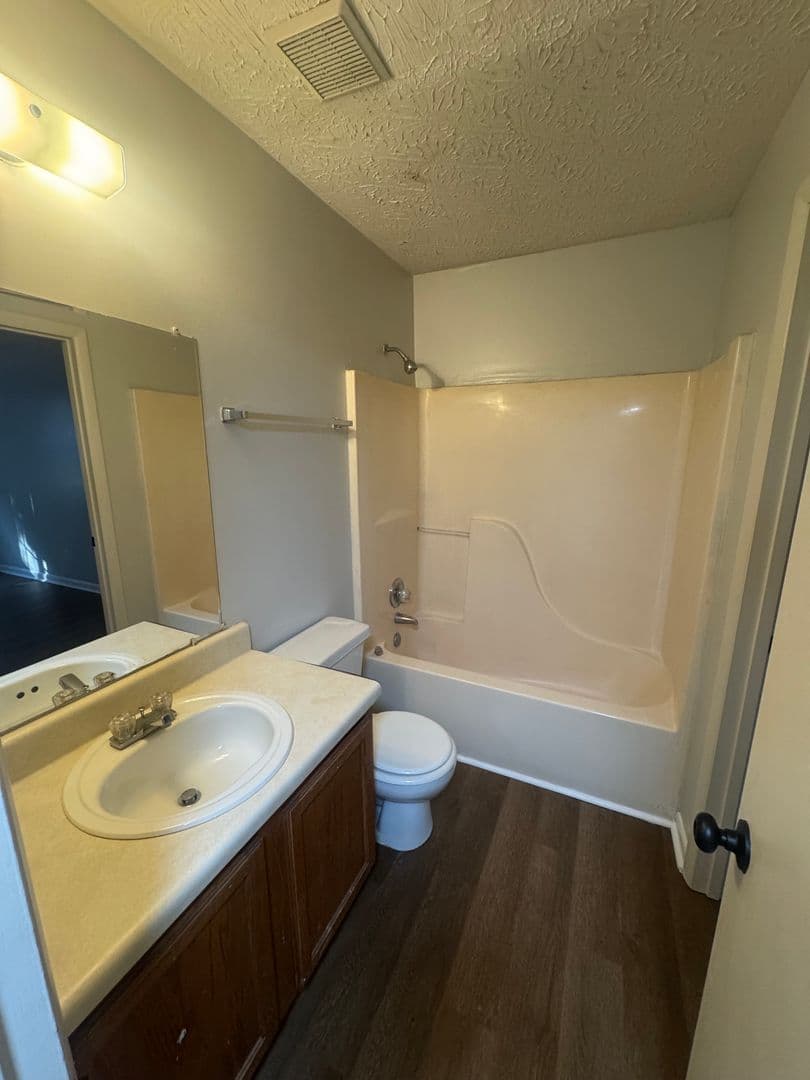 Jacksonville Apartment: 7030 Alexandria/Jacksonville Highway