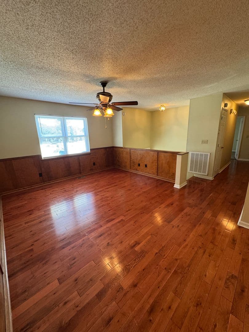 Anniston House: 37 Ty Drive