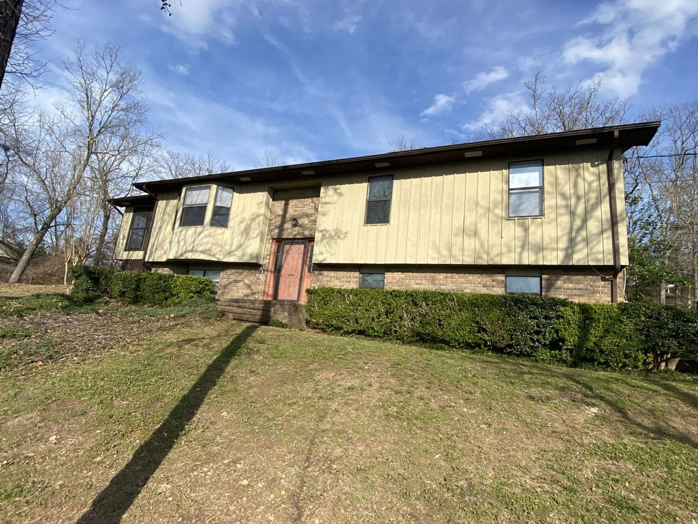 Jacksonville House: 800 14th Avenue, NE -