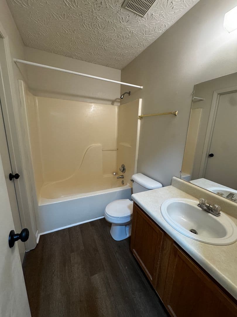 Jacksonville Apartment: 7030 Alexandria/Jacksonville Highway