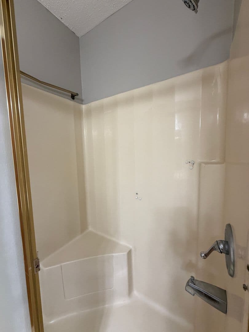 Oxford House: 4084 Friendship Road
