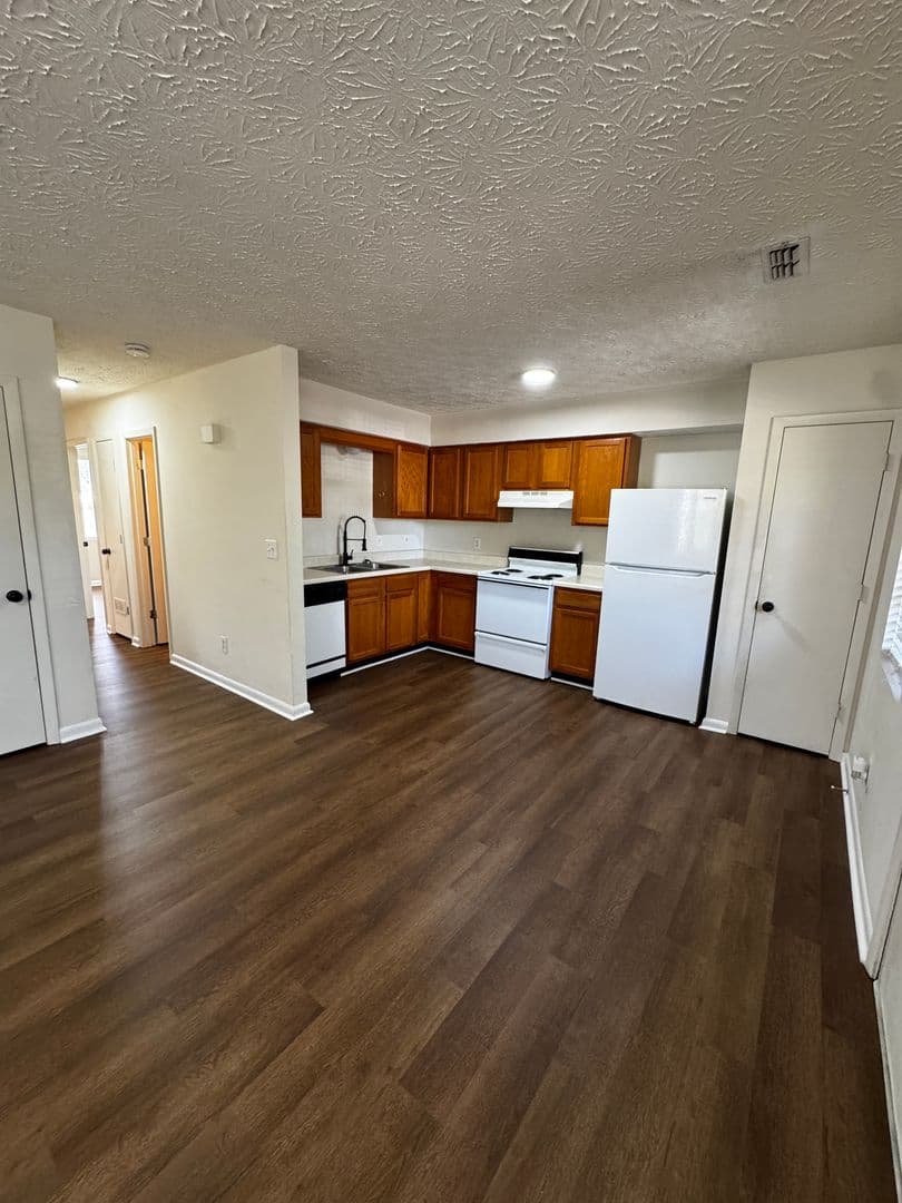Jacksonville Apartment: 7030 Alexandria/Jacksonville Highway
