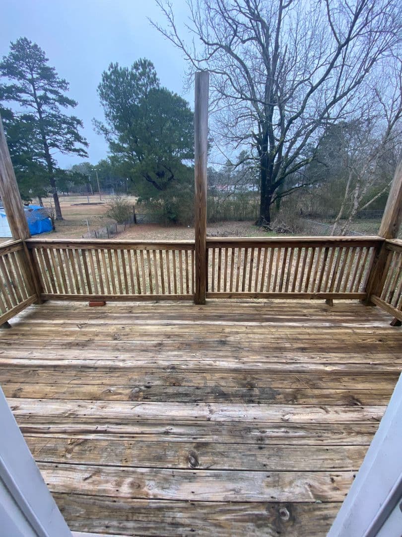 Anniston House: 83 Pelham Heights