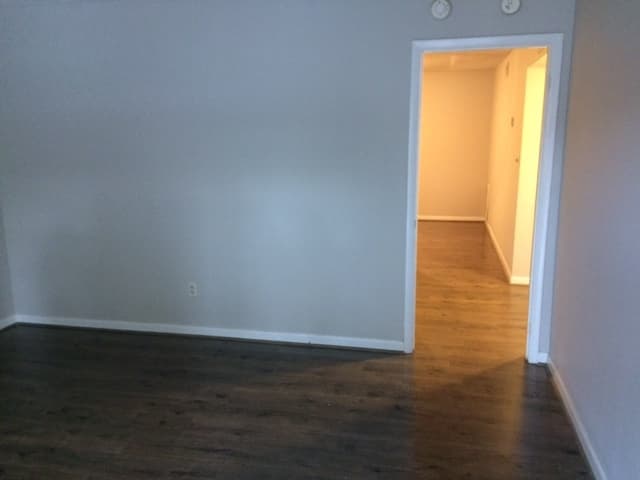 Anniston House: 1415 Christine Ave. #23