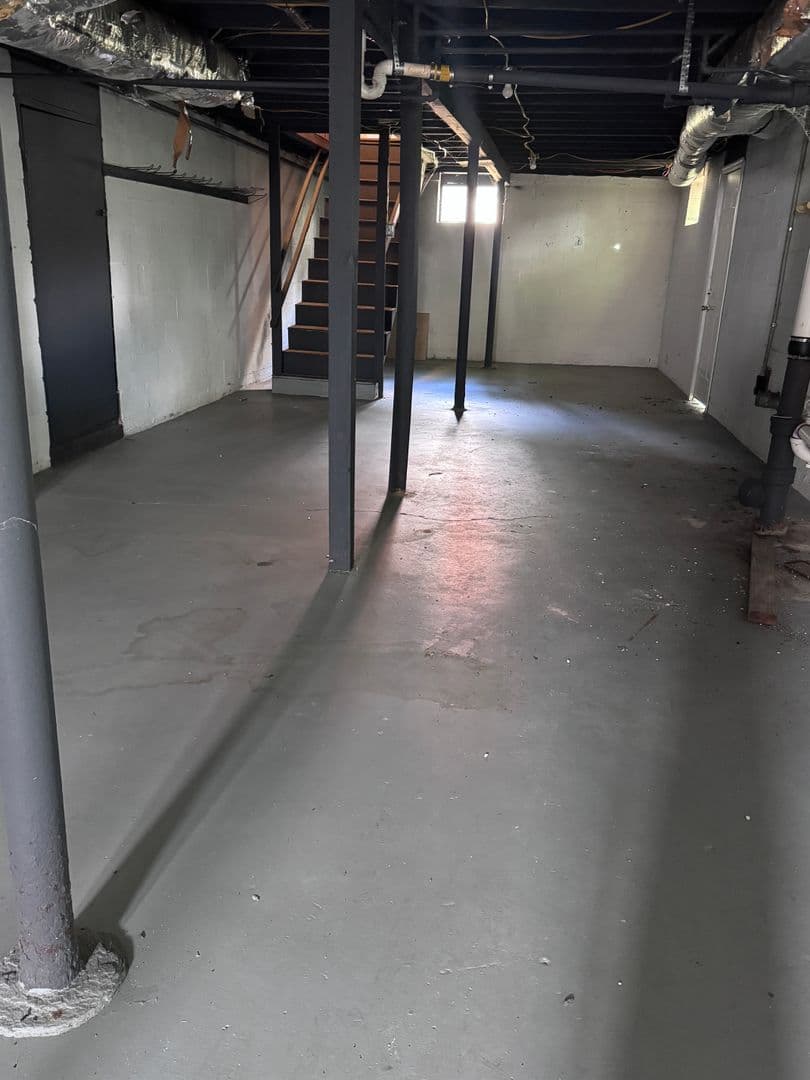 Anniston House: 1420 Kilby Terrace