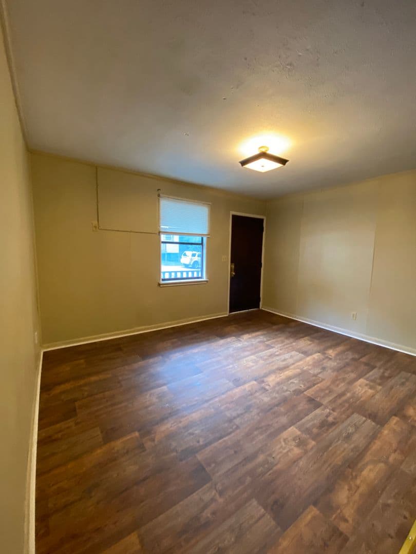 Oxford Apartment: Humphries Street Apartments