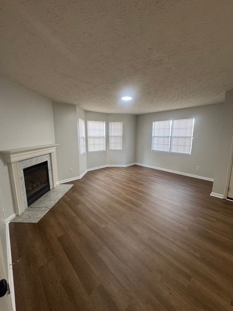 Jacksonville Apartment: 7030 Alexandria/Jacksonville Highway