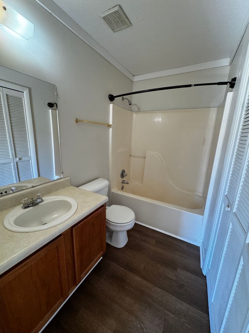 Jacksonville Apartment: 7030 Alexandria/Jacksonville Highway