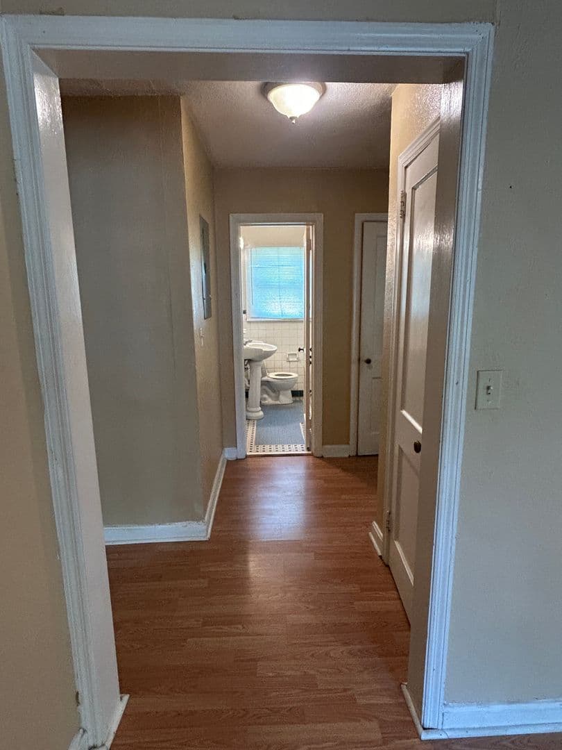 Anniston Apartment: Marguerite Ave