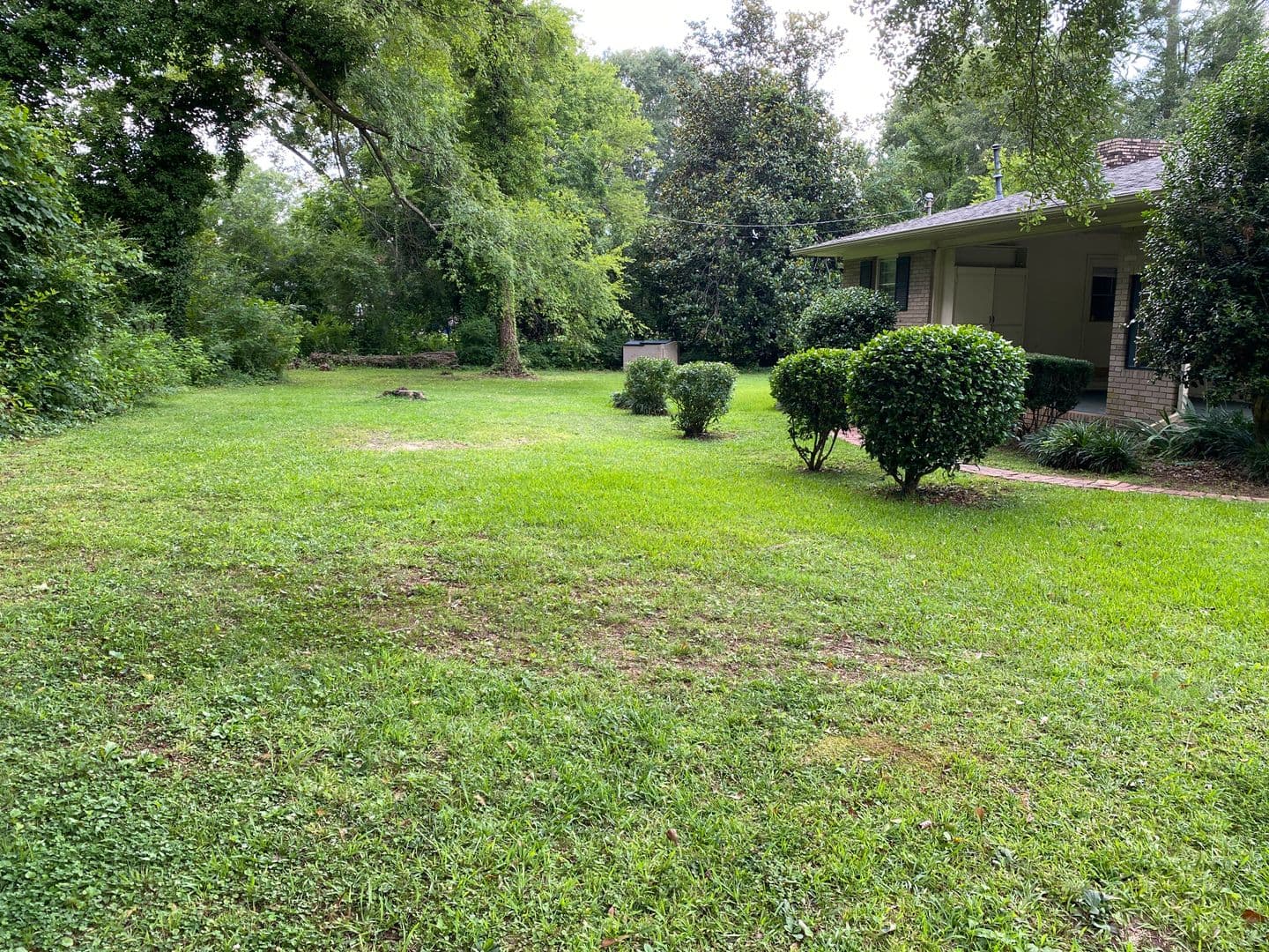 Jacksonville House: 408 4th Avenue NE