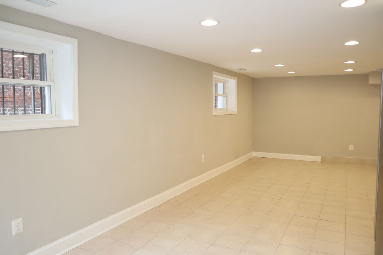 Baltimore Apartment: 2206 N Charles St