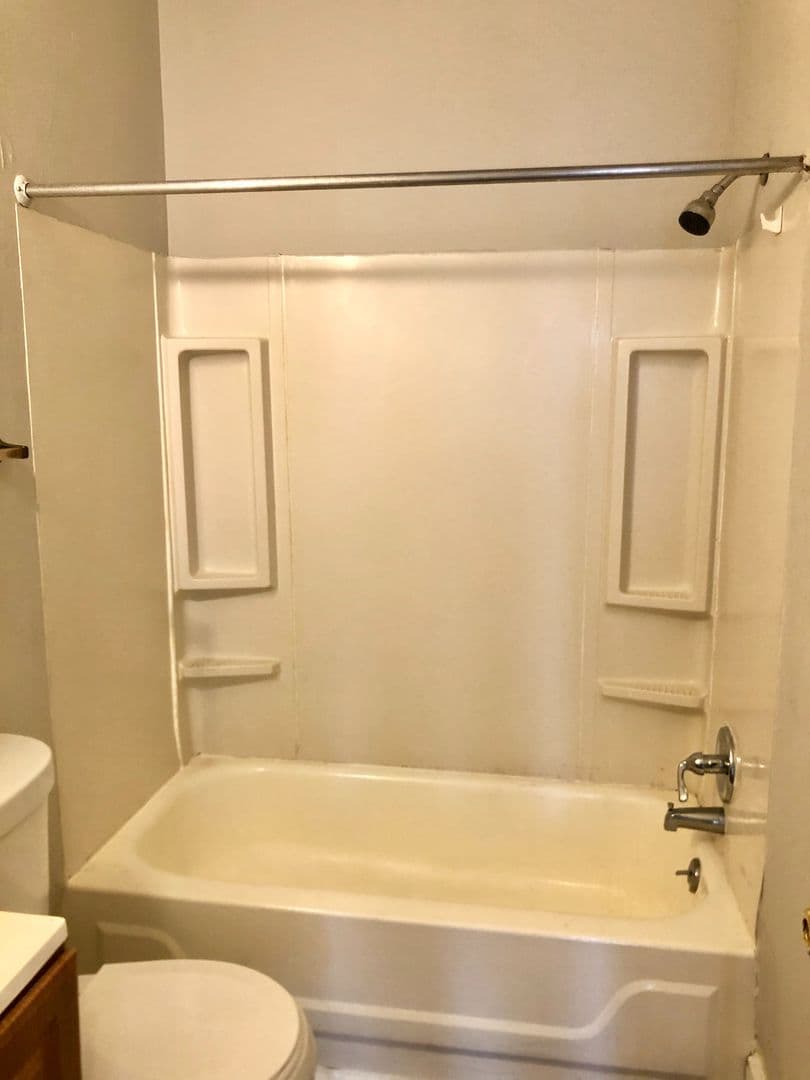 Baltimore Apartment: 110 E Preston St
