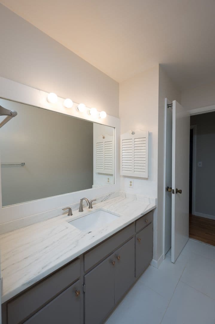 Nashville Townhome: 108 Brookfield Ave #B