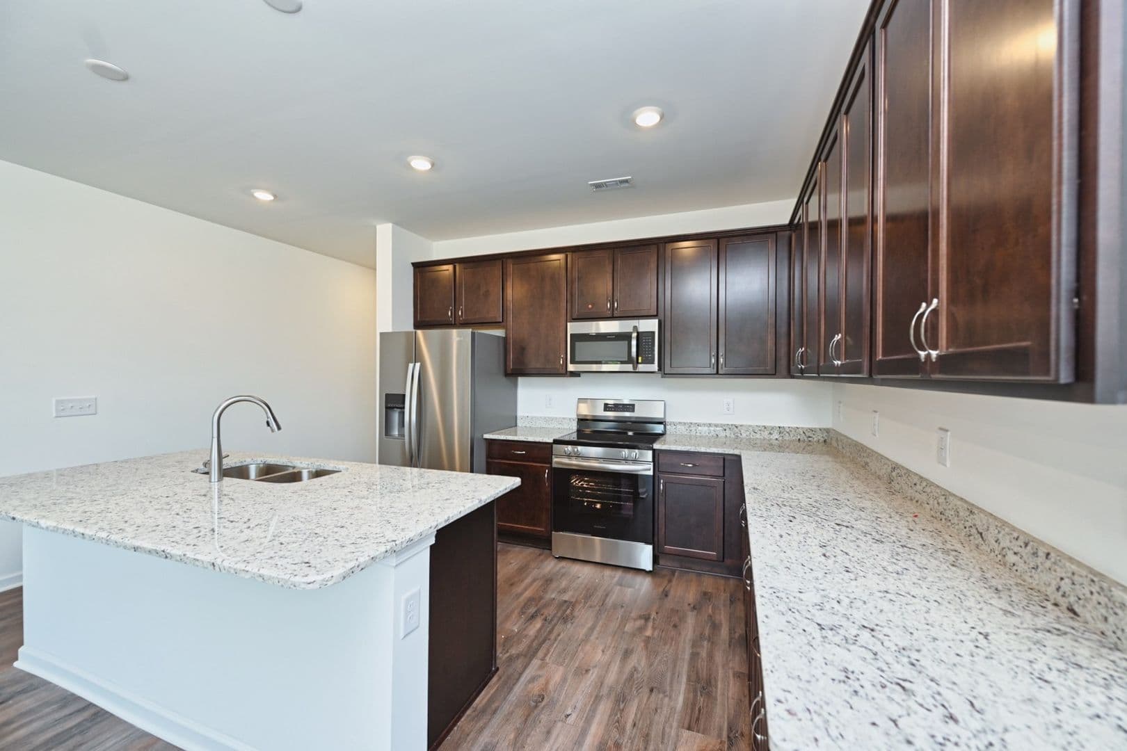 Murfreesboro House: 5005 Dan Howland Dr
