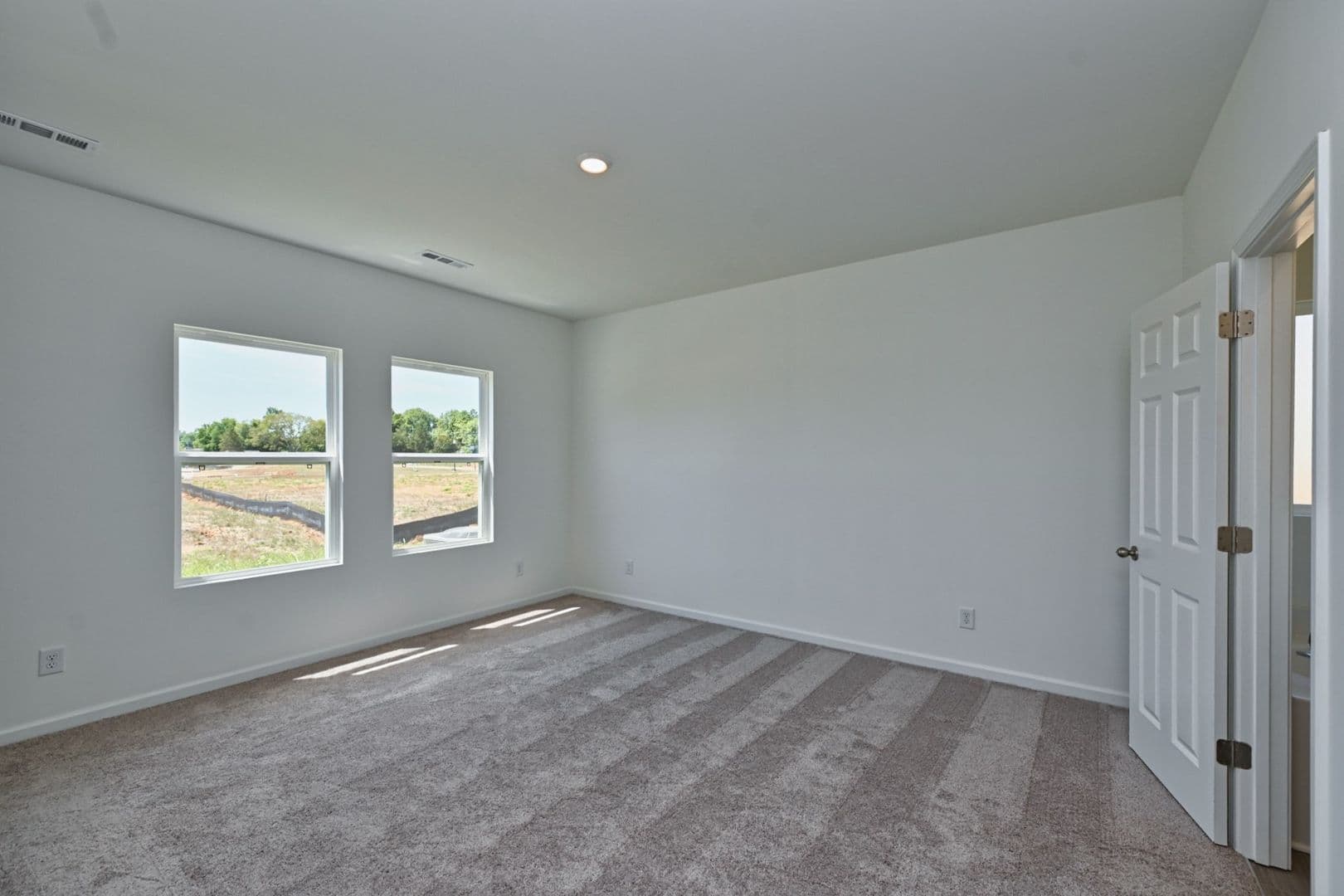 Murfreesboro House: 5005 Dan Howland Dr