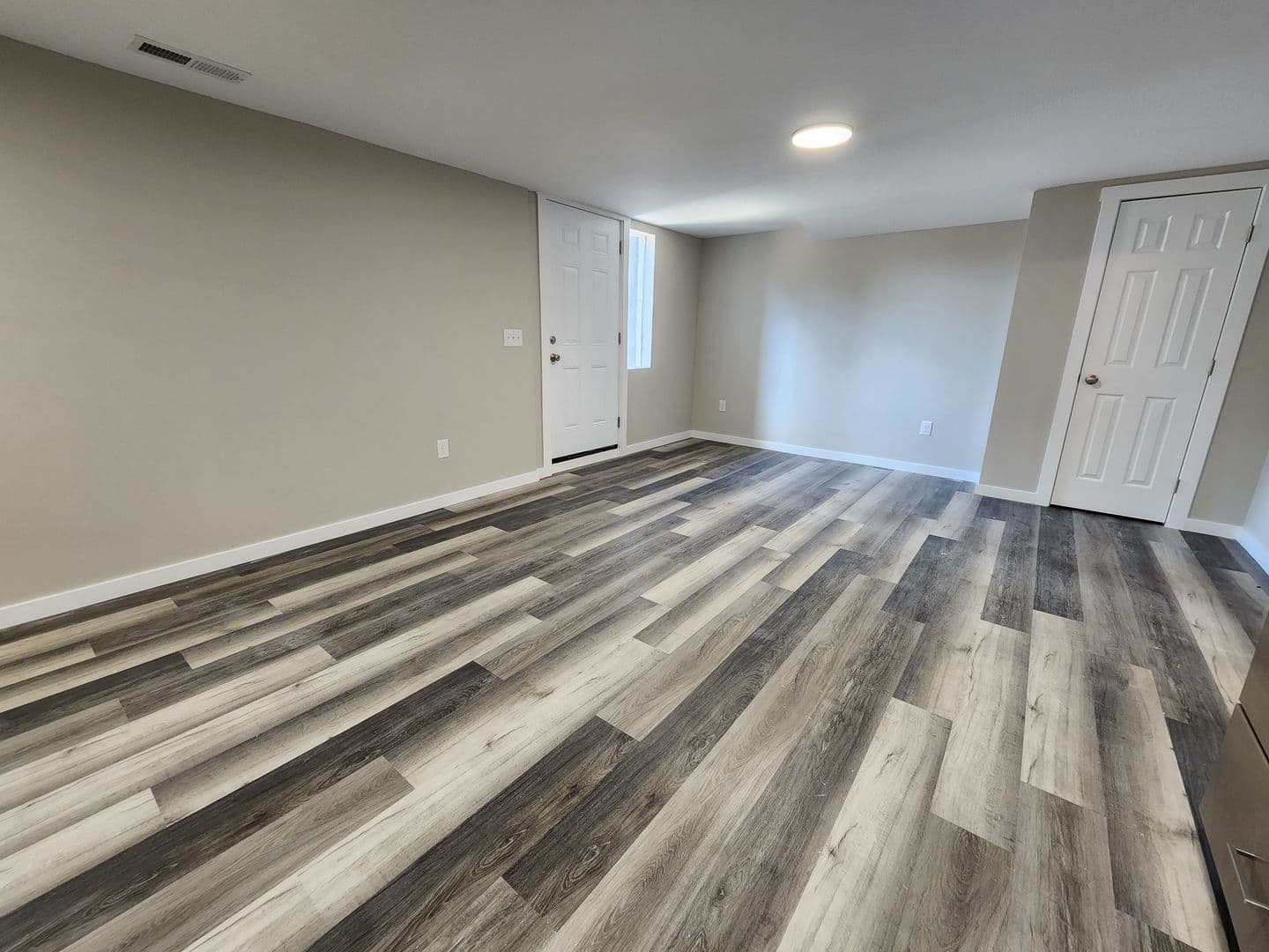 Springfield House: 650 S Jefferson Ave Unit C