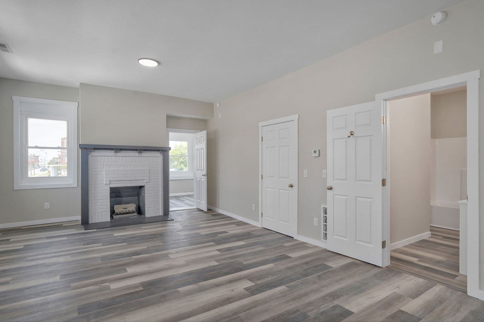 Springfield House: 650 S Jefferson Ave Unit A