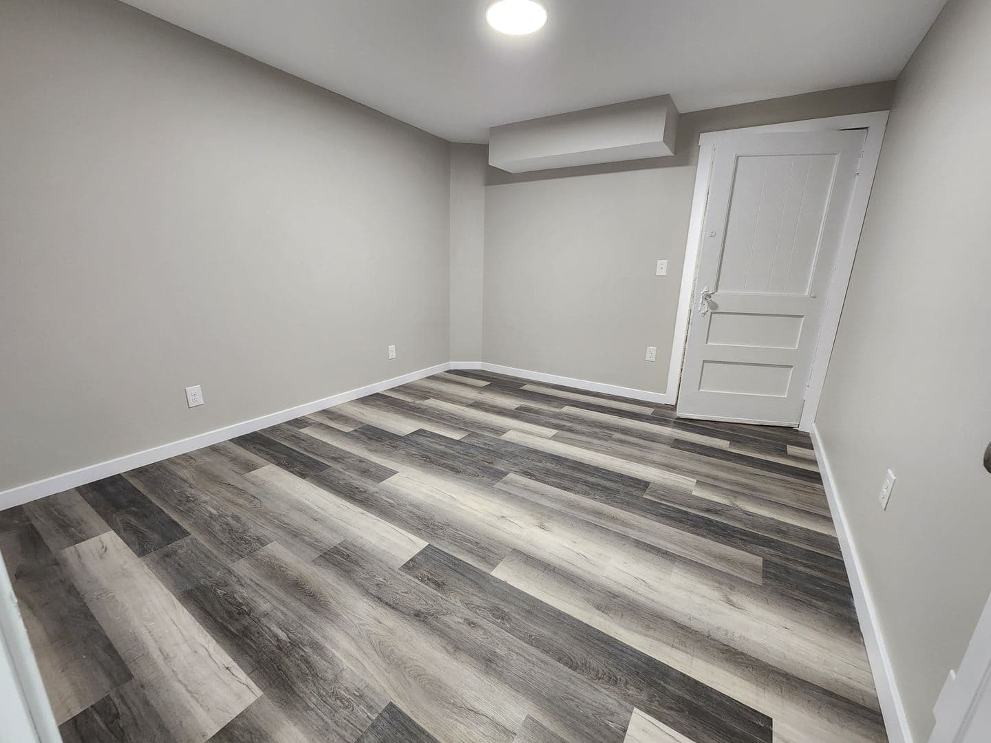 Springfield House: 652 S Jefferson Ave Unit A