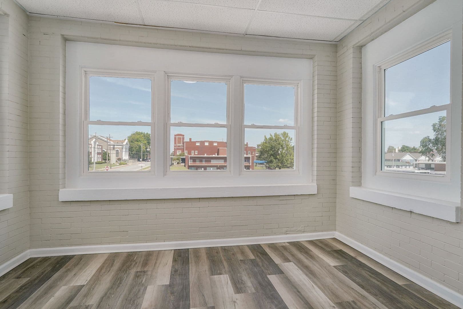 Springfield House: 650 S Jefferson Ave Unit A