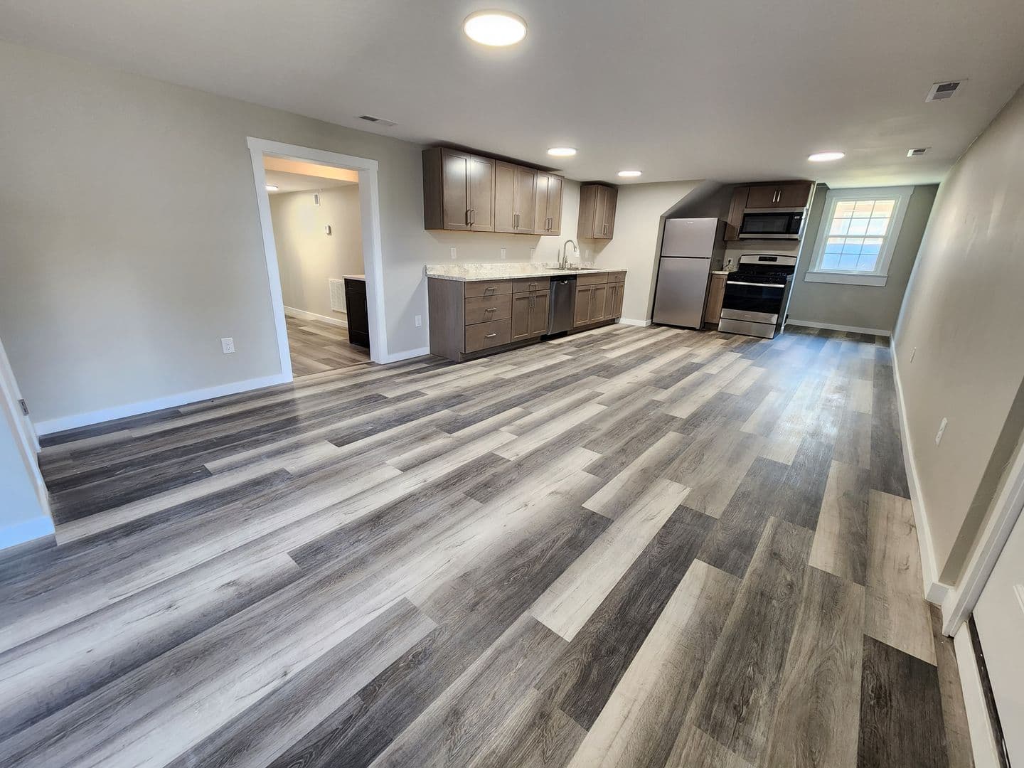 Springfield House: 650 S Jefferson Ave Unit C