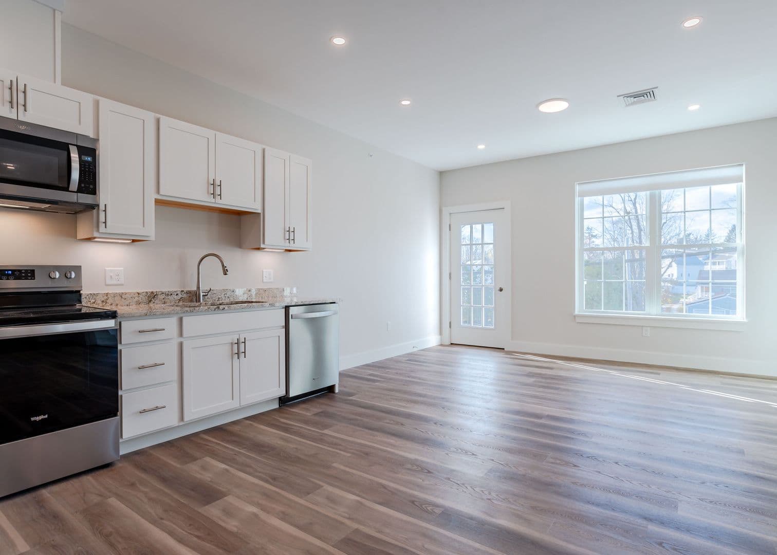Berwick Apartment: 16 Sullivan Street