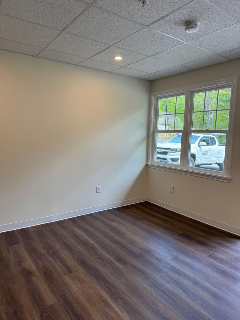 Gorham Apartment: 162 Narragansett Street