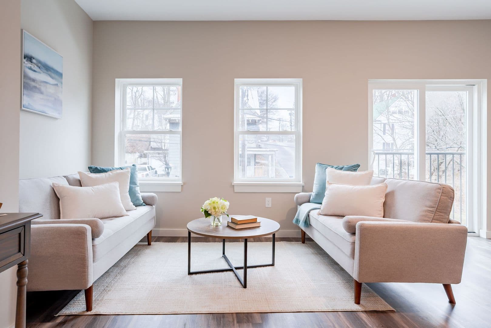 Auburn Apartment: 186 Main Street