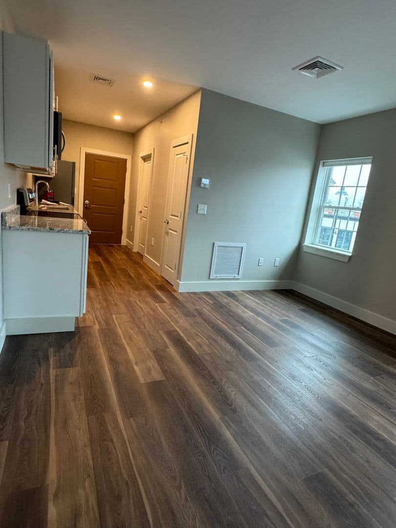 Berwick Apartment: 3 School Street