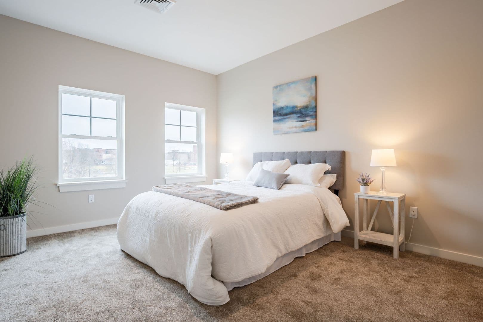 Auburn Apartment: 186 Main Street