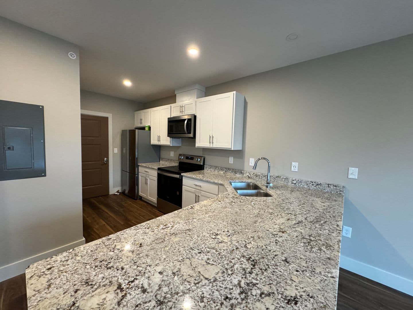 Berwick Apartment: 3 School Street