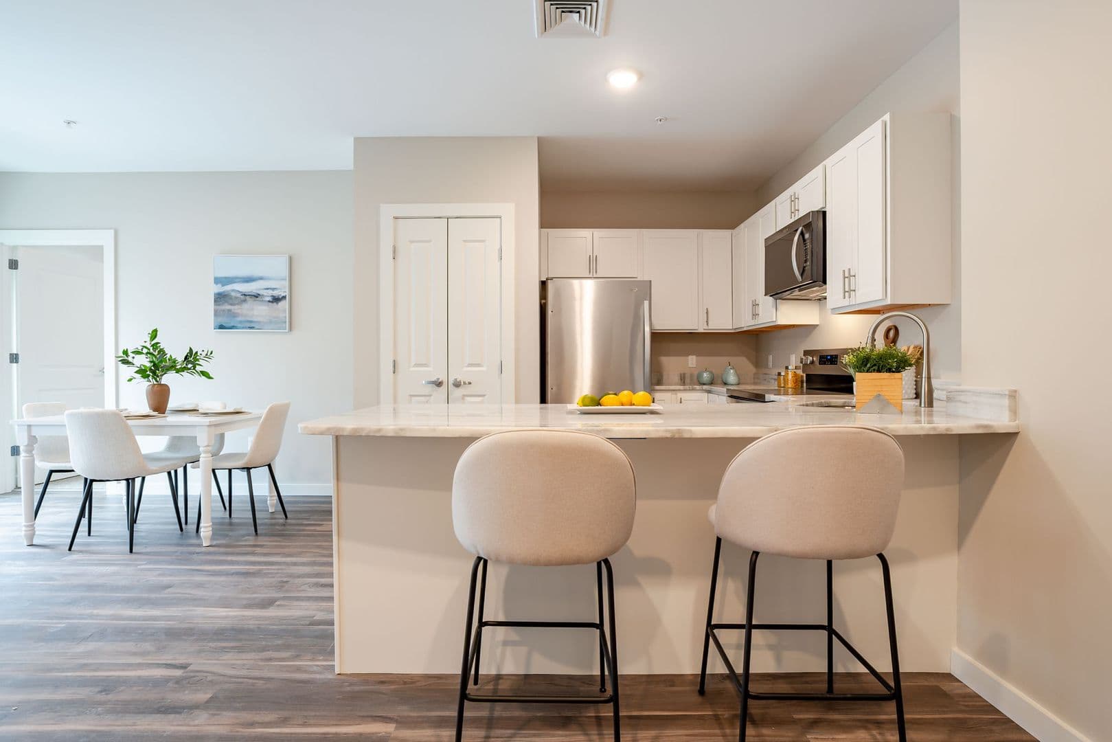 Auburn Apartment: 186 Main Street