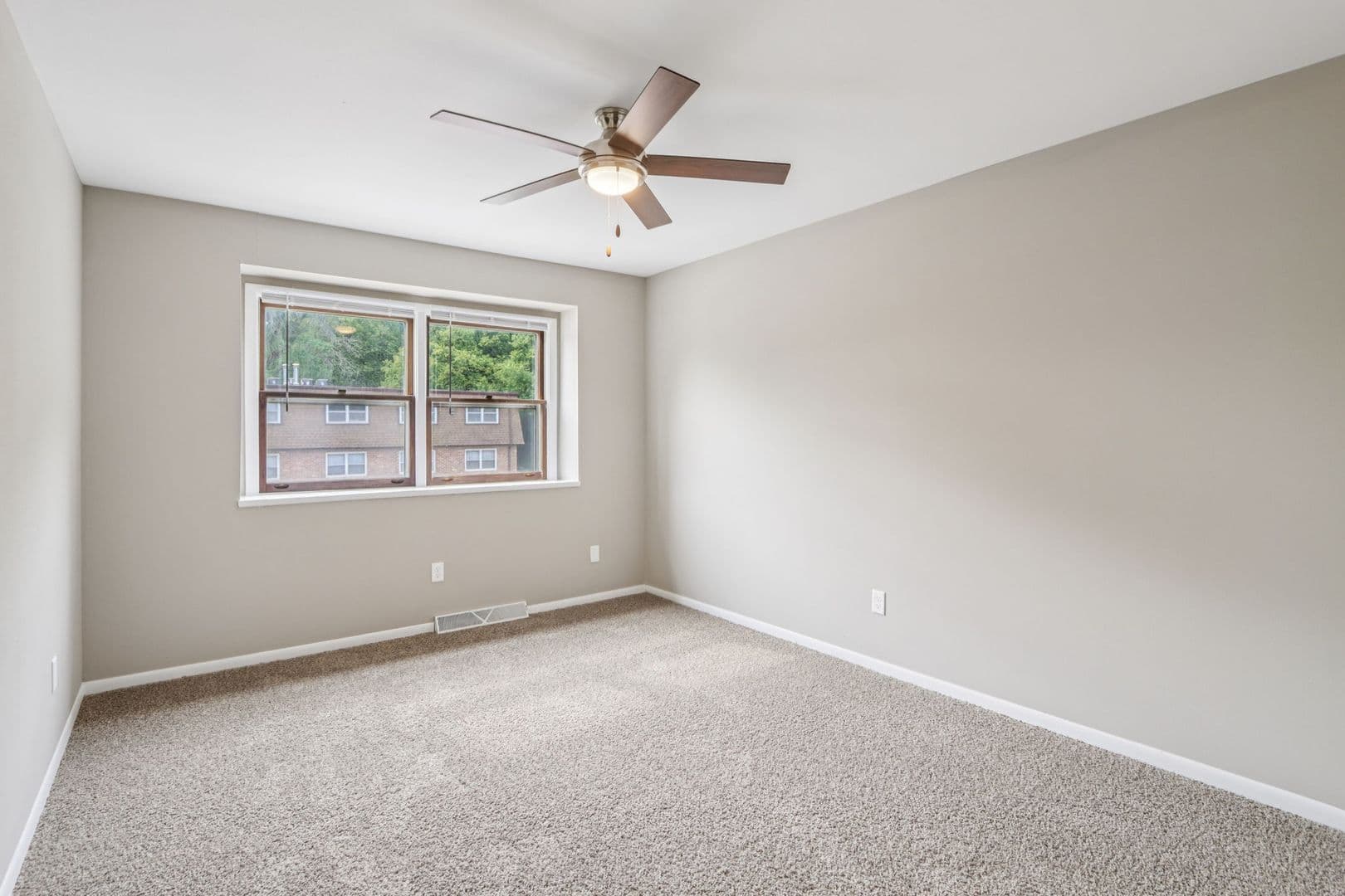 Madison Apartment: 3205 Stevens Street