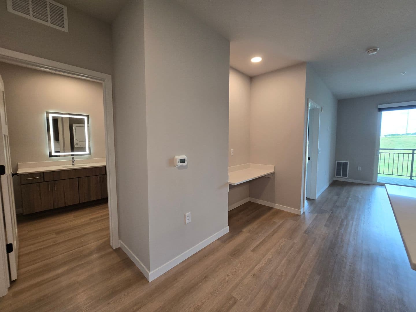Madison Apartment: 8421 Mansion Hill Avenue