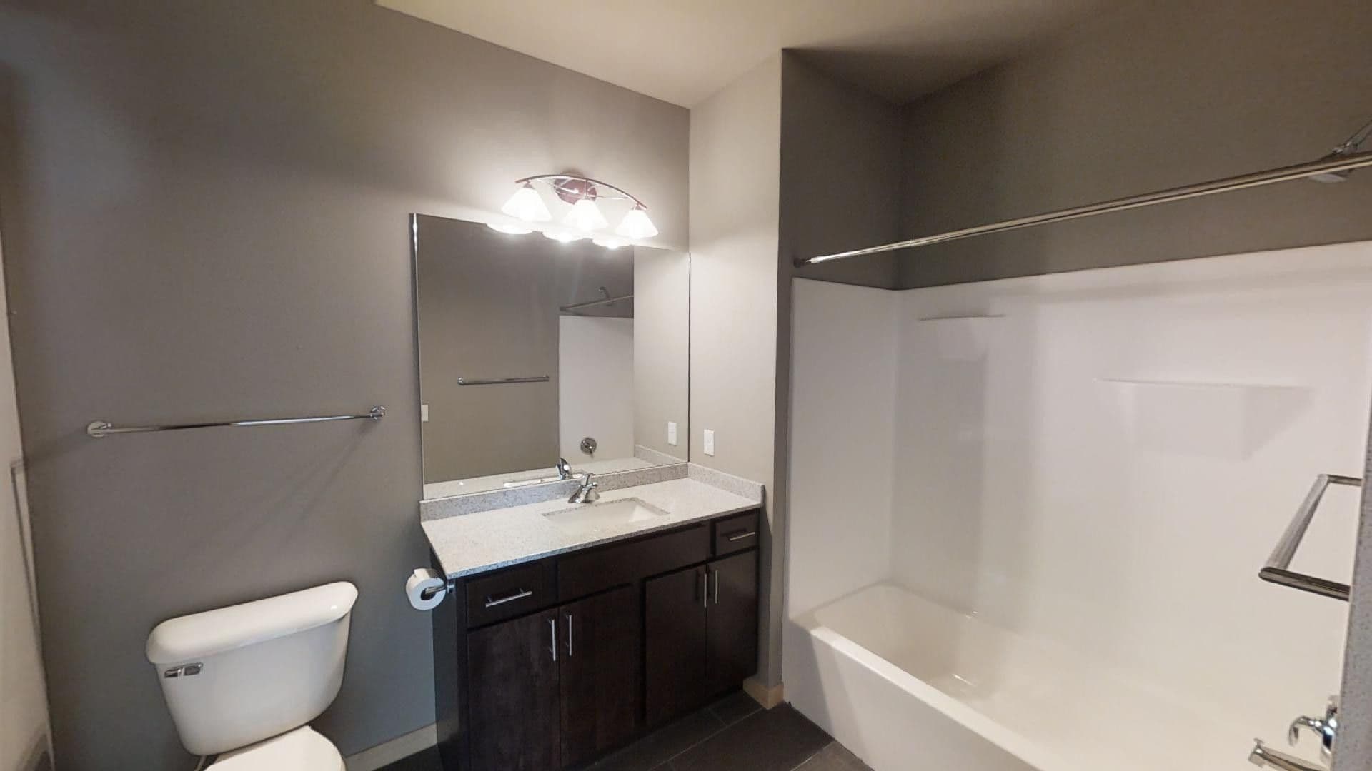 Madison Apartment: 902 Drake Street