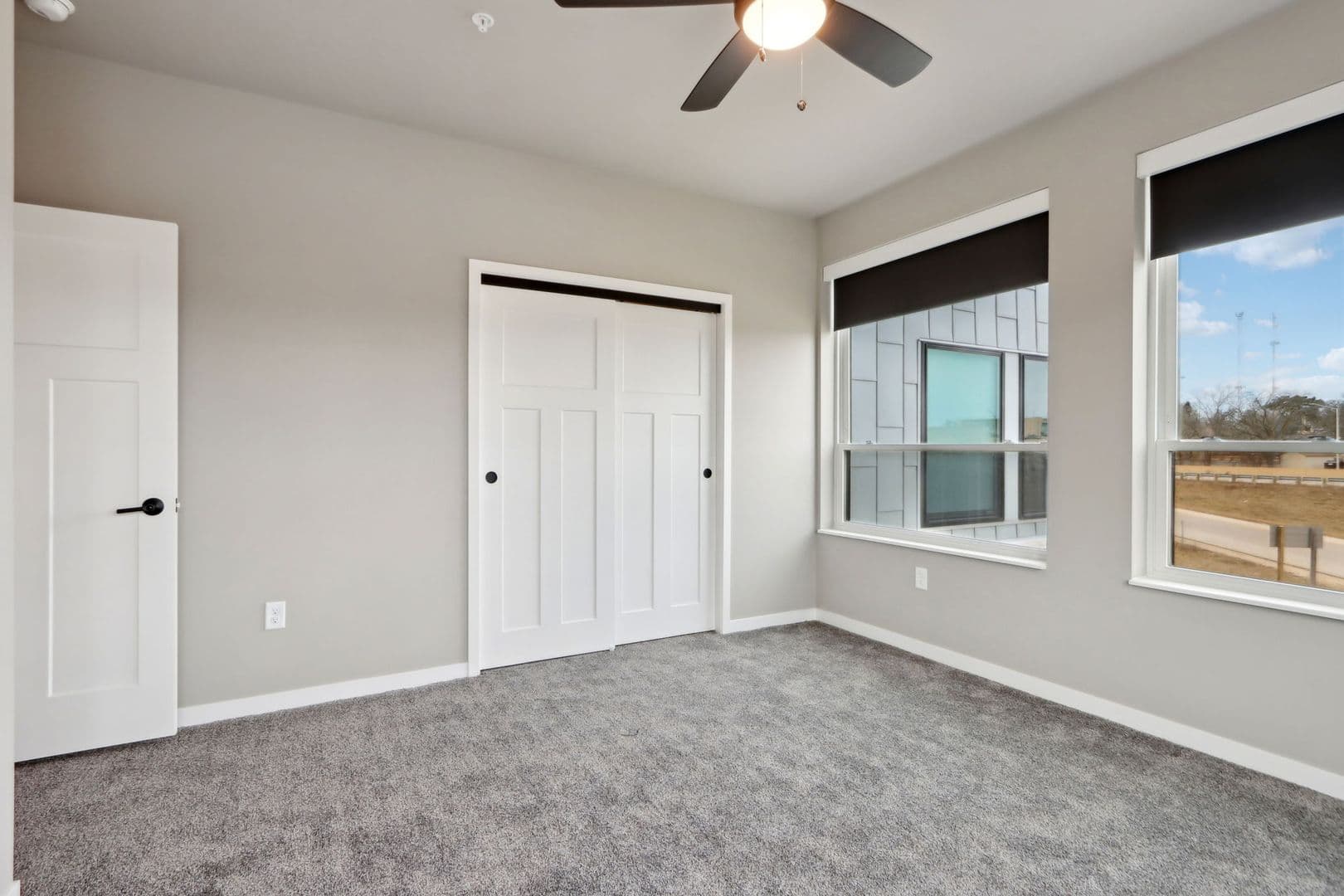 Madison Apartment: 5604 Schroeder Rd